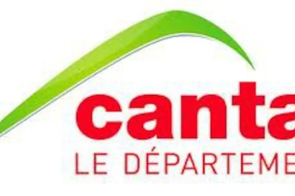 Holiday home Maison Proximite Station De Ski Le Lioran Laveissiere